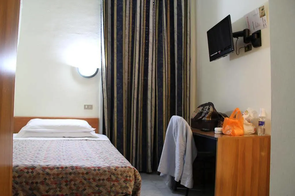Hotel Albergo Leonardo Da Vinci Mailand Italien