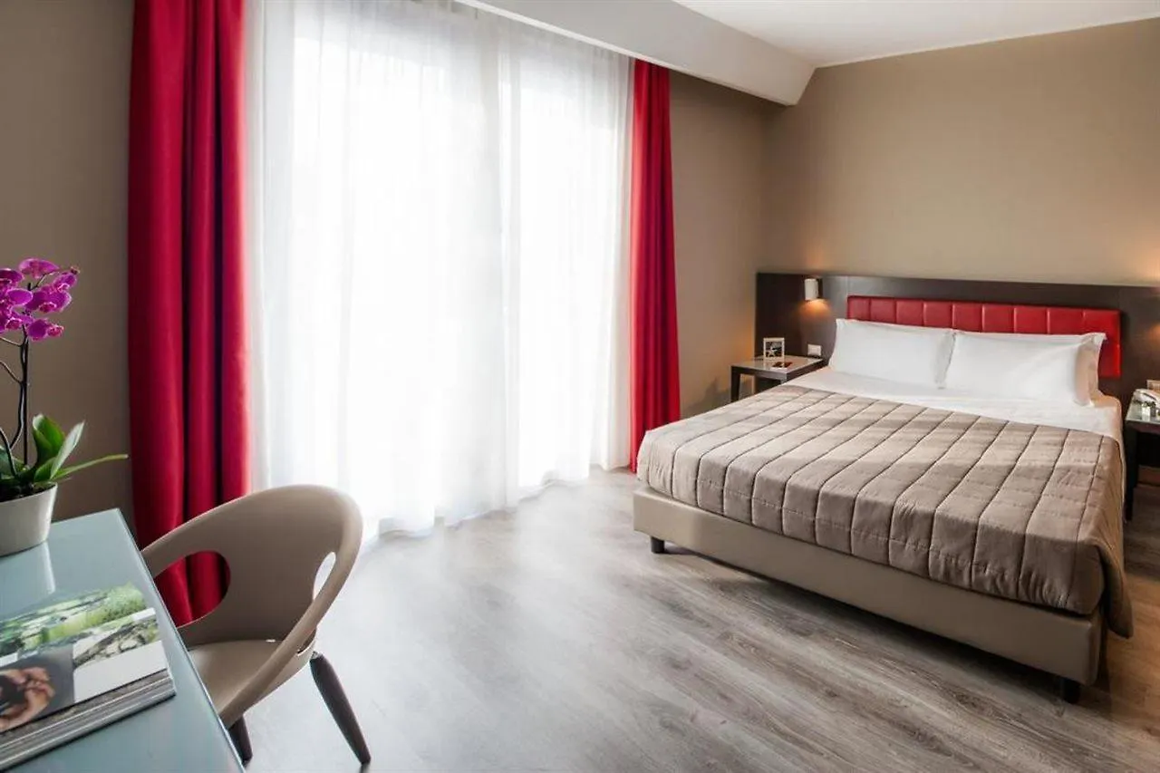 Albergo Leonardo Da Vinci Milan