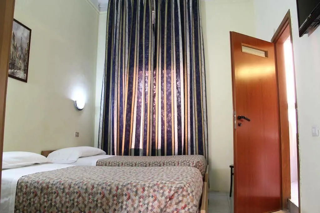 Hotel Albergo Leonardo Da Vinci Milan
