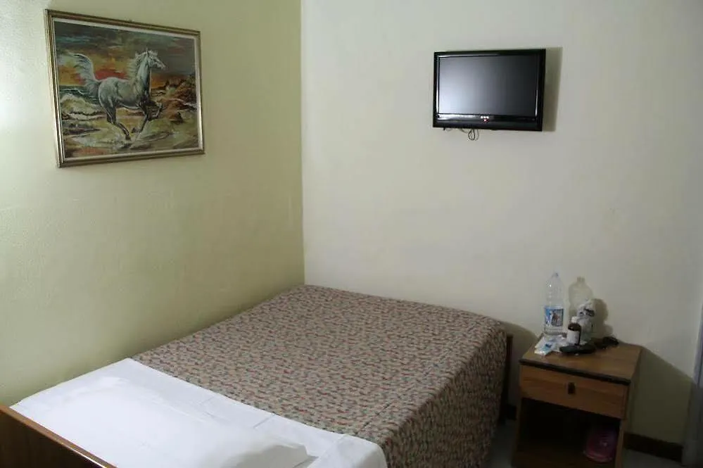 Albergo Leonardo Da Vinci Milan 0*,