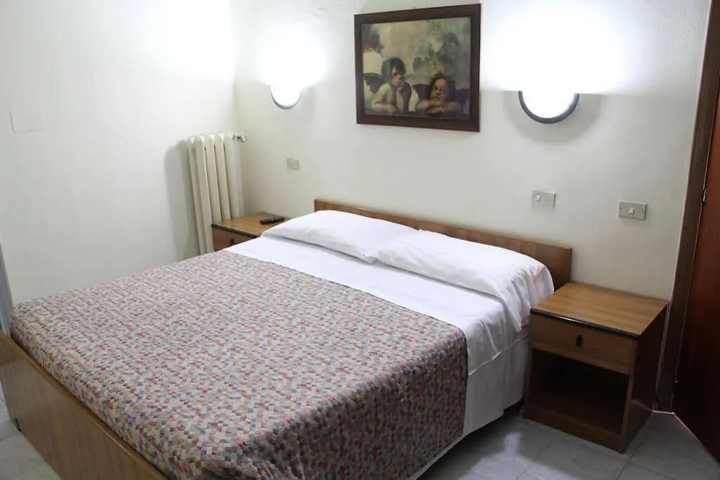 Albergo Leonardo Da Vinci Milan